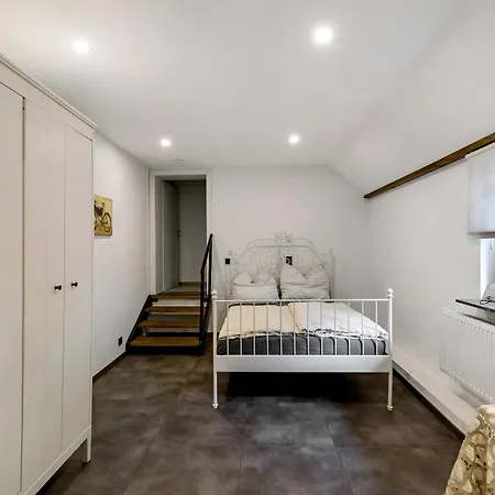 Modernes Loft Mitten Im Gruenen