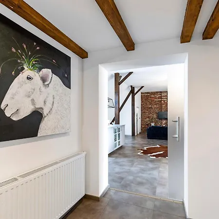 Modernes Loft Mitten Im Gruenen