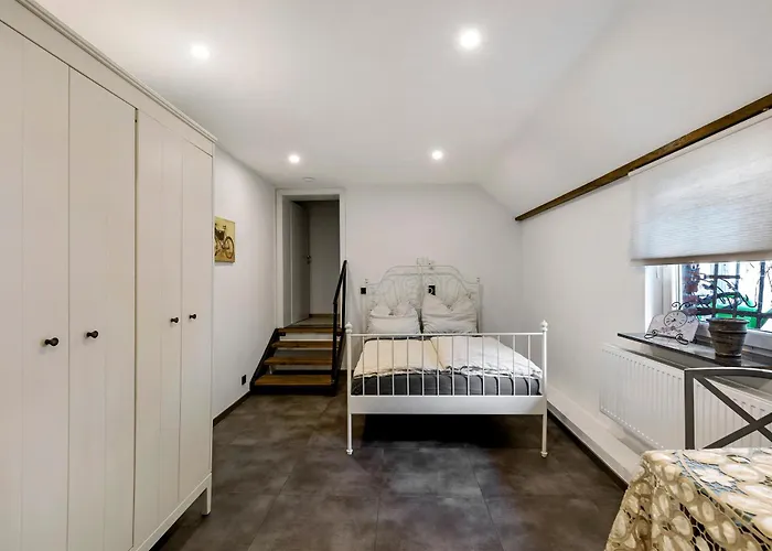 Modernes Loft Mitten Im Gruenen